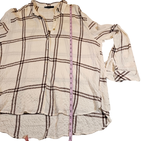 Jane & Delancey Seersucker Long Sleeve Button Down Blouse,Cream/Brown Striped,XL - Picture 10 of 12